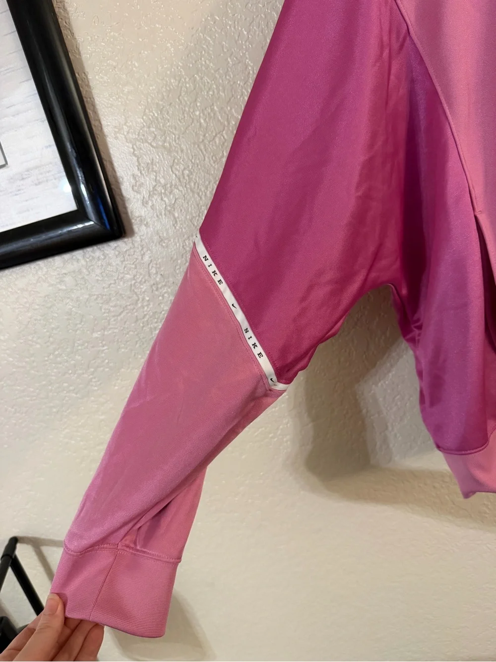 NIKE WOMEN’S BUBBLEGUM PINK HOODED JACKET